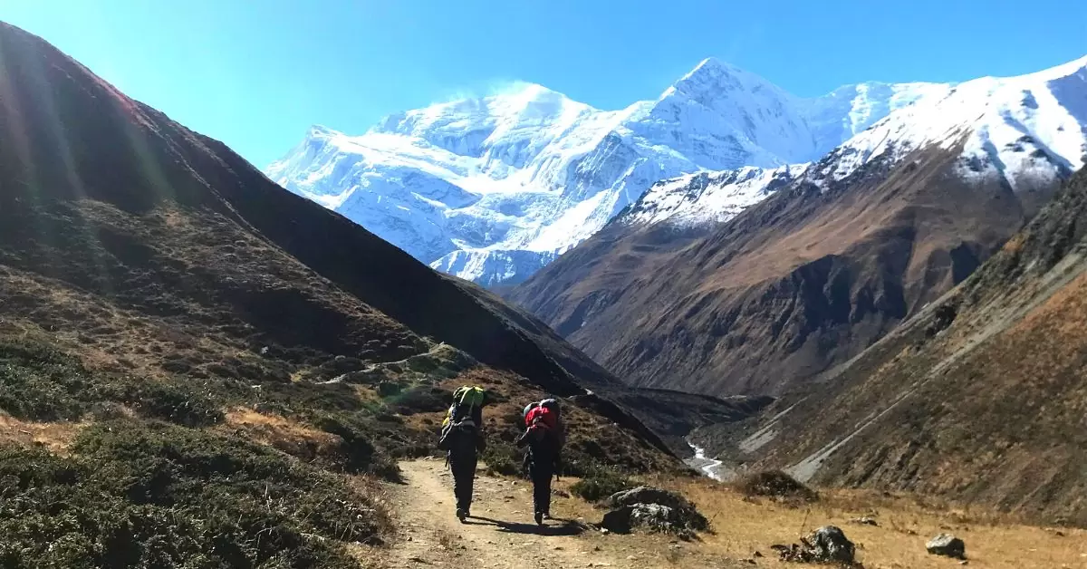 Way to High Camp