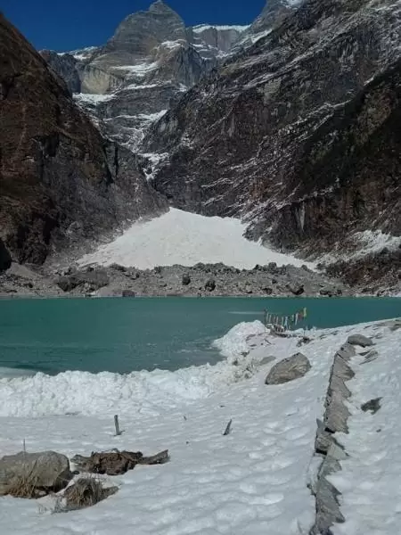 Kaphuche Lake Trek