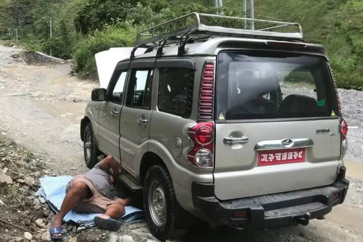 Pokhara to Jomsom on Jeep